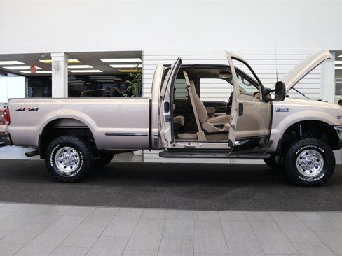 Used 1999 Ford F350 XLT image 11