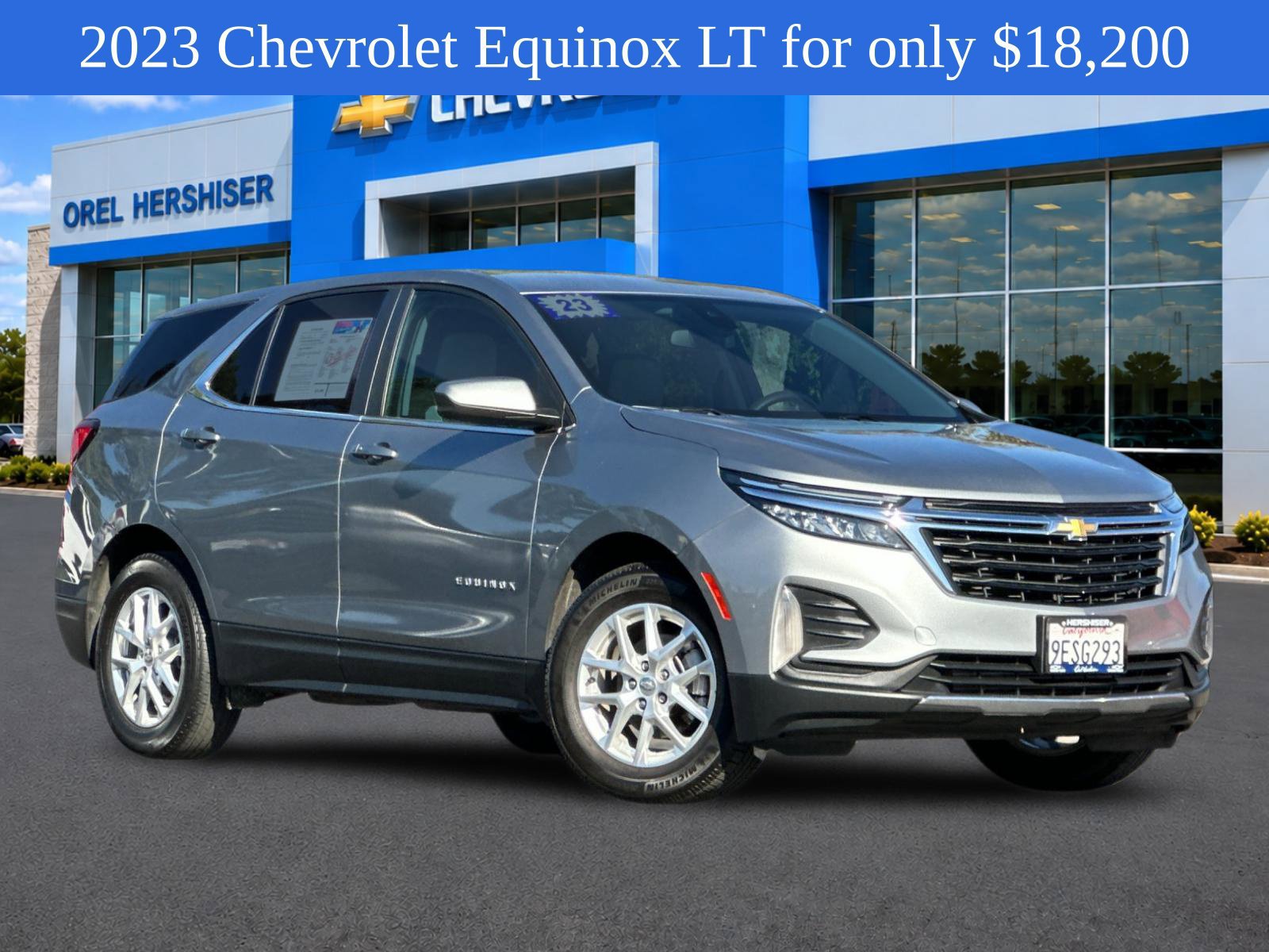 Used 2023 Chevrolet Equinox LT w/ LPO, Floor Liner Package FWD image 3