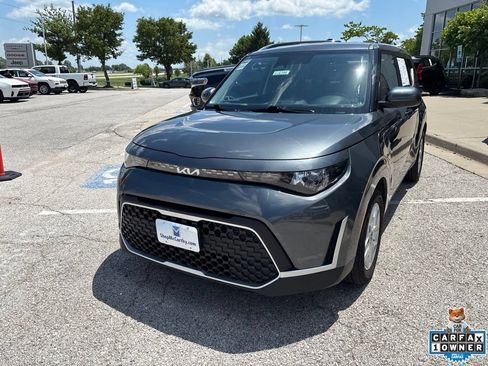 Used 2024 Kia Soul LX w/ Option Group 015 FWD image 11