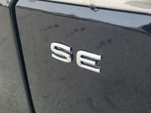 New 2026 Volkswagen Atlas SE image 6