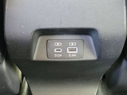 Certified 2024 Subaru Crosstrek 2.5i Limited AWD/4WD image 12