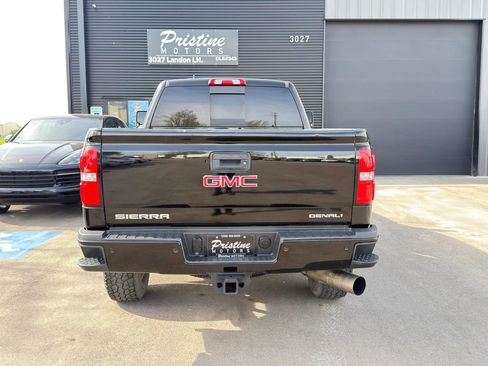 Used 2015 GMC Sierra 3500 Denali w/ Duramax Plus Package image 8