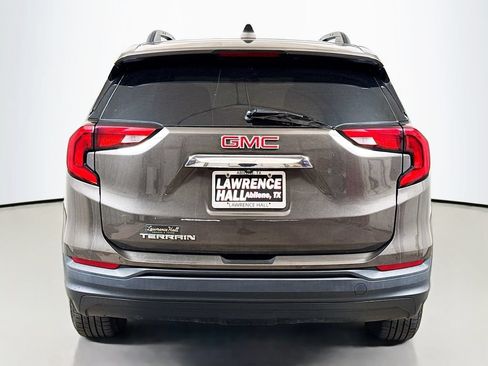 Used 2020 GMC Terrain SLE w/ Driver Convenience Package FWD image 5