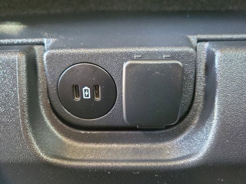 Used 2024 Ford F150 XLT w/ FX4 Off-Road Package image 15