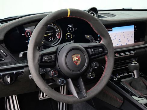 Used 2025 Porsche 911 GT3 RS image 19