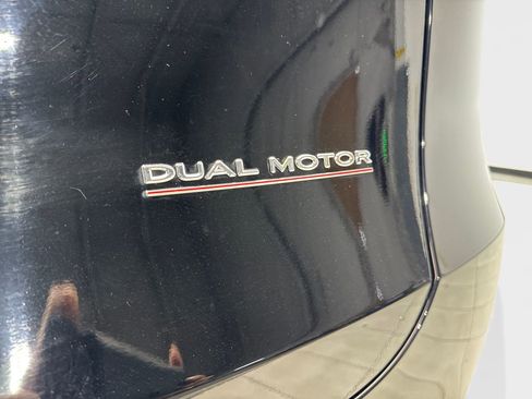 Used 2024 Tesla Model Y Performance AWD/4WD image 23