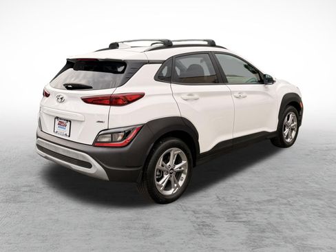 Used 2023 Hyundai Kona SEL AWD/4WD image 7