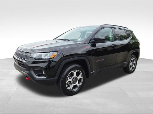 Used 2022 Jeep Compass Trailhawk AWD/4WD image 4