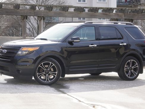 Used 2014 Ford Explorer Sport w/ Equipment Group 401A image 11