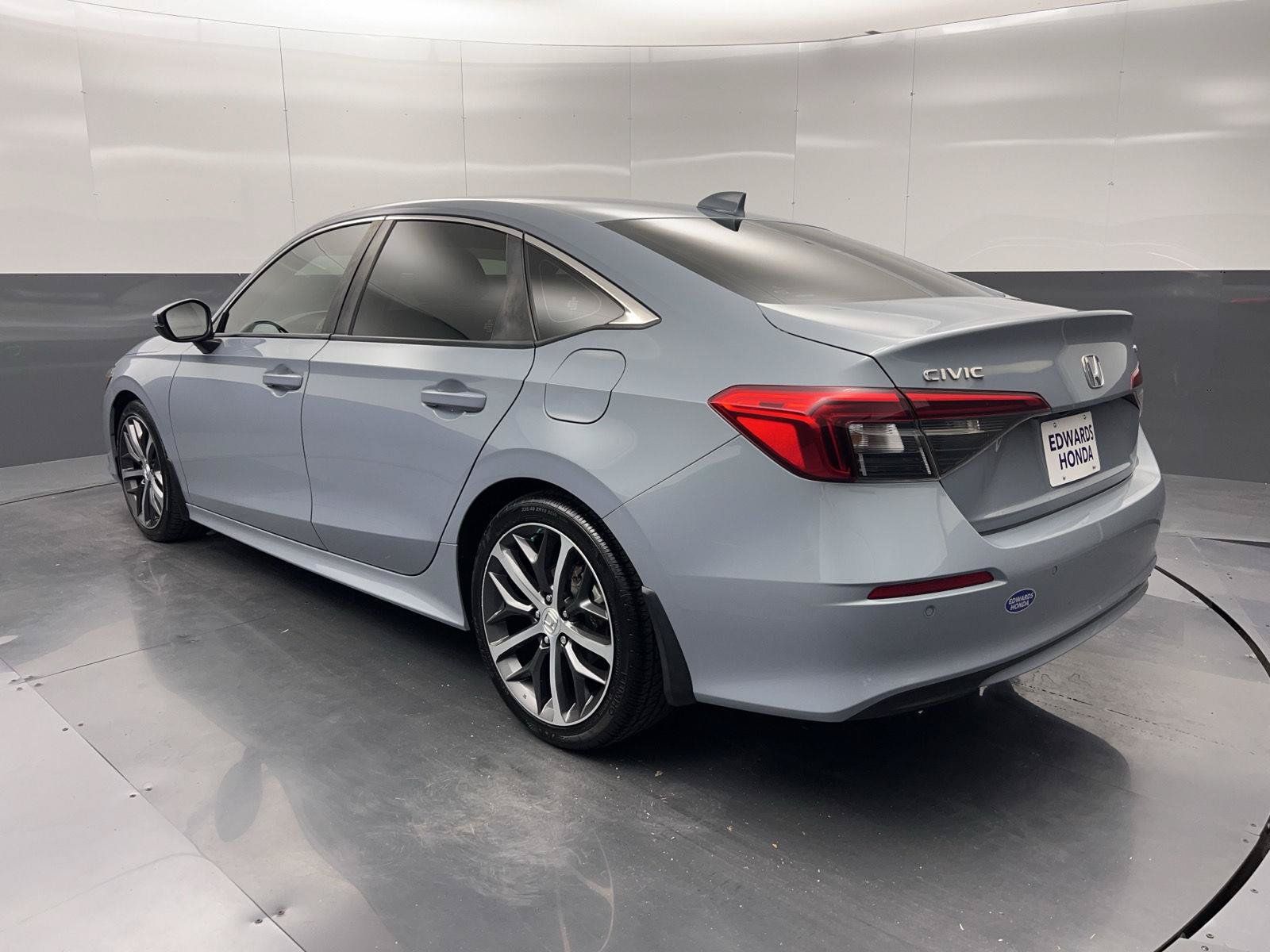 Used 2023 Honda Civic Touring image 31