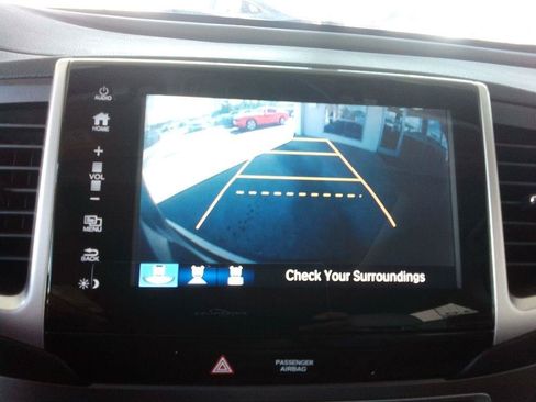Used 2017 Honda Pilot EX-L image 10