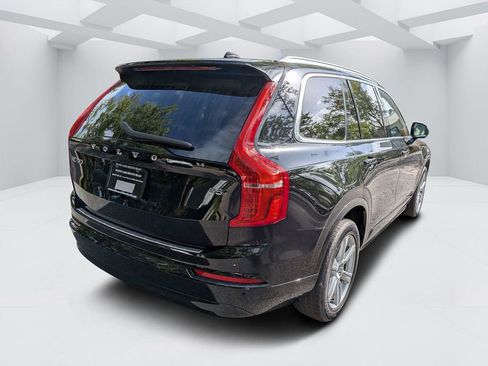 Certified 2023 Volvo XC90 B5 Core w/ Protection Package Premier AWD/4WD image 3