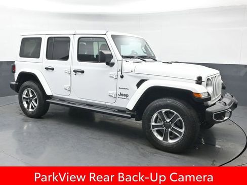 Used 2023 Jeep Wrangler Sahara w/ Cold Weather Group image 9