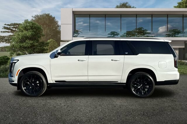 New 2026 Cadillac Escalade ESV Sport w/ LPO, ONYX Package AWD/4WD image 7