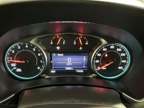 Used 2023 Chevrolet Equinox LT image 25