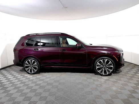 Used 2023 BMW X7 xDrive40i w/ Executive Package image 7