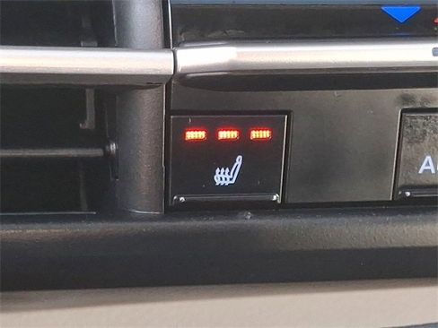 Certified 2024 Toyota Sienna XLE image 26