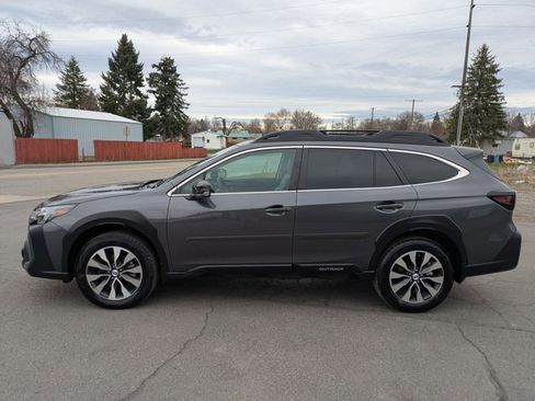 Certified 2025 Subaru Outback Limited image 10