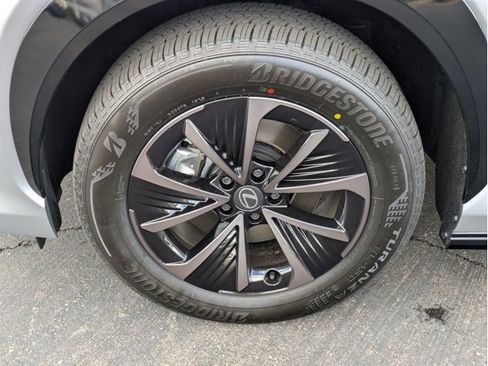 New 2026 Lexus RZ 450e 350e PREMIUM image 9