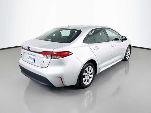 Used 2023 Toyota Corolla LE FWD image 7