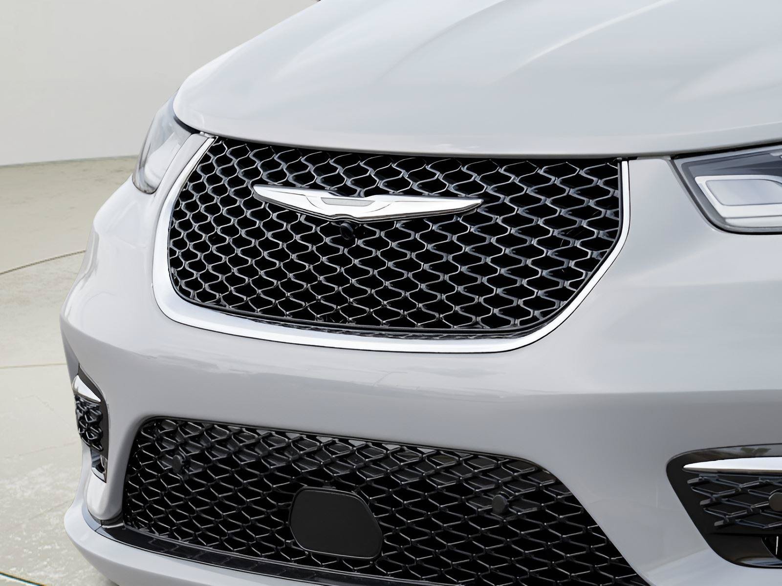 New 2025 Chrysler Pacifica Select FWD image 24