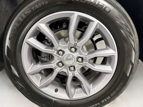 Used 2023 GMC Terrain SLT image 35