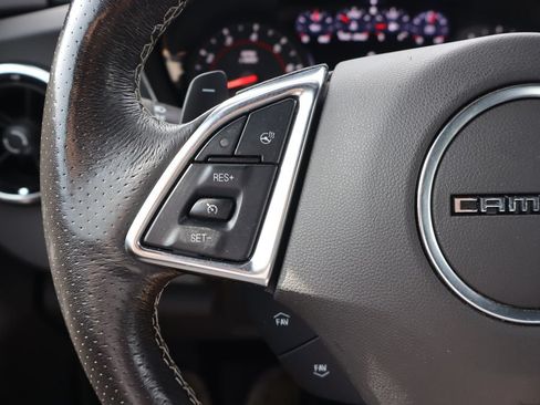 Used 2022 Chevrolet Camaro SS RWD image 8