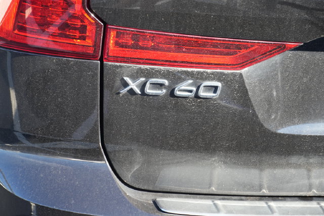 Used 2021 Volvo XC60 T5 Inscription AWD/4WD image 12