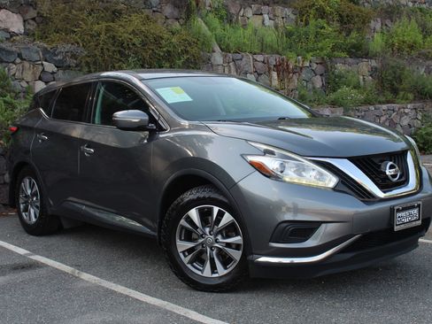 Used 2015 Nissan Murano S AWD/4WD image 4