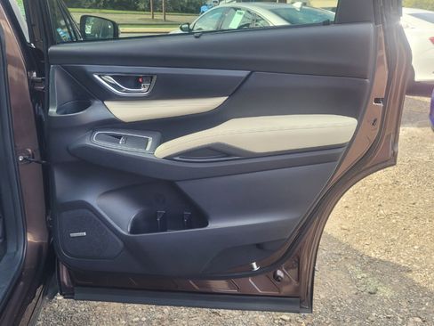 Used 2019 Subaru Ascent Limited w/ Popular Package #3 image 28