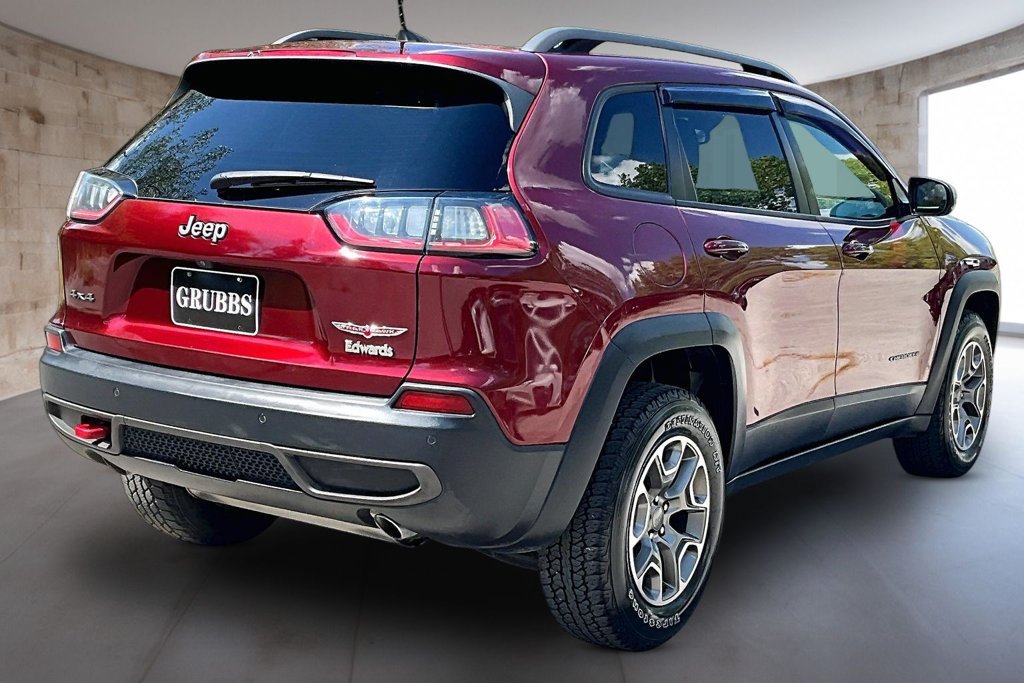 Used 2020 Jeep Cherokee Trailhawk w/ Cold Weather Group AWD/4WD image 2