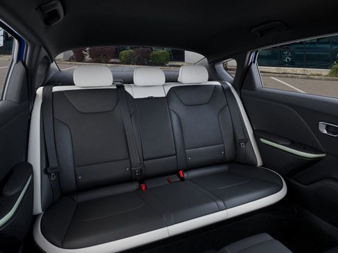 New 2026 Kia K4 GT-Line image 16