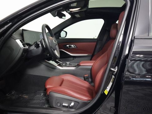 Used 2023 BMW 330i Sedan w/ Premium Package RWD image 10