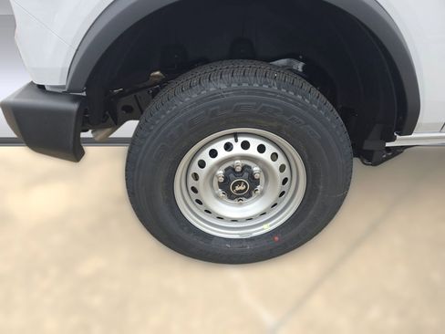 New 2025 Ford Bronco 2-Door image 25