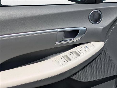 New 2025 Hyundai Sonata SEL image 16