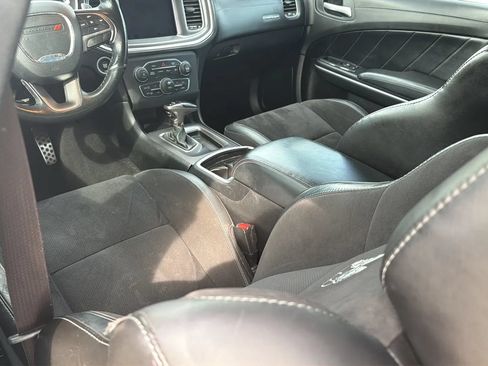Used 2019 Dodge Charger Scat Pack w/ Dynamics Package RWD image 48