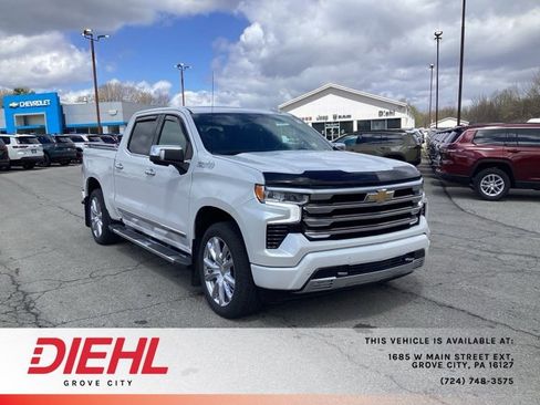 Used 2022 Chevrolet Silverado 1500 High Country w/ High Country Premium Package AWD/4WD image 1