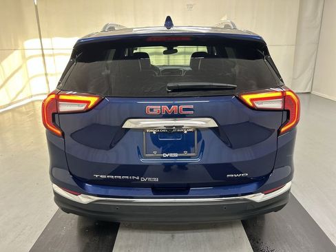 Certified 2022 GMC Terrain SLT w/ Tech Package AWD/4WD image 20
