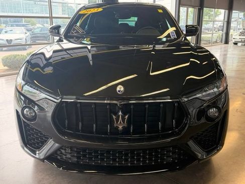 Used 2023 Maserati Levante Modena AWD/4WD image 2