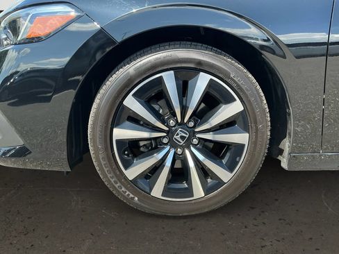 Used 2023 Honda Civic EX image 27