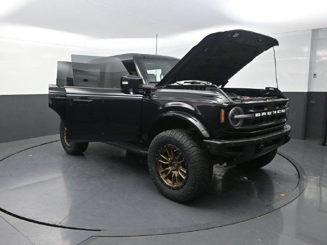 Used 2022 Ford Bronco Outer Banks AWD/4WD image 39