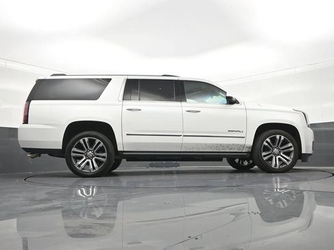 Used 2020 GMC Yukon XL Denali w/ Denali Ultimate Package RWD image 29