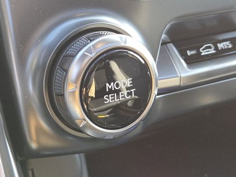 New 2025 Lexus LX 600 4WD w/ Premium Package image 28