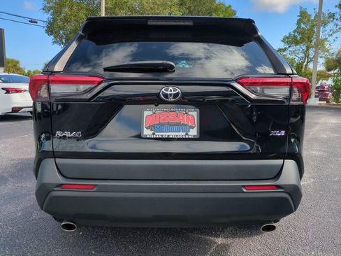 Used 2023 Toyota RAV4 XLE image 5