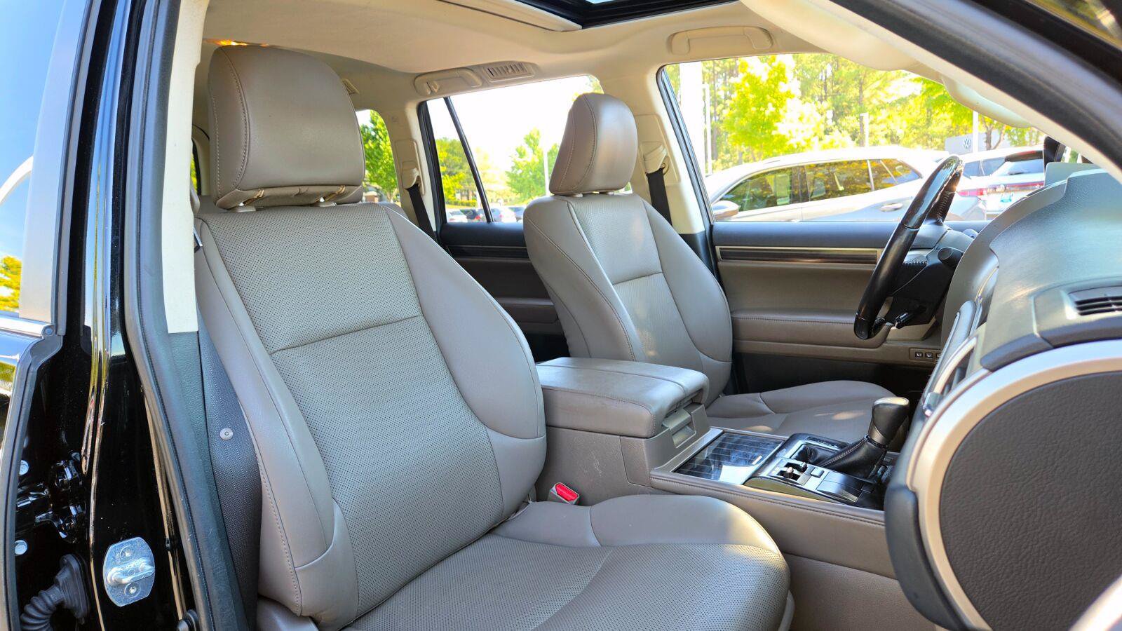 Used 2020 Lexus GX 460 Premium w/ Premium Package AWD/4WD image 60