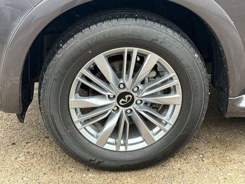 Used 2024 INFINITI QX80 Luxe AWD/4WD image 18