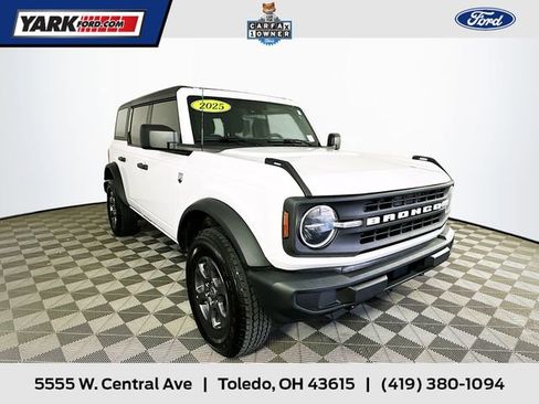 Used 2025 Ford Bronco Big Bend AWD/4WD image 1