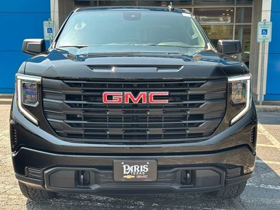 New 2026 GMC Sierra 1500 Pro w/ Graphite Edition