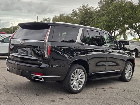 Used 2024 Cadillac Escalade Luxury image 5