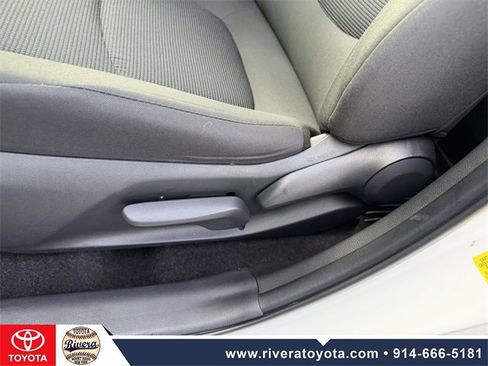 Used 2023 Toyota RAV4 LE image 14